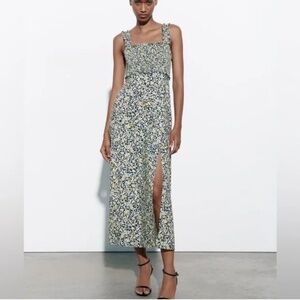 Zara Midi Maxi Dress Coquette Floral print Smoked Linen Viscose Babydoll Sz L